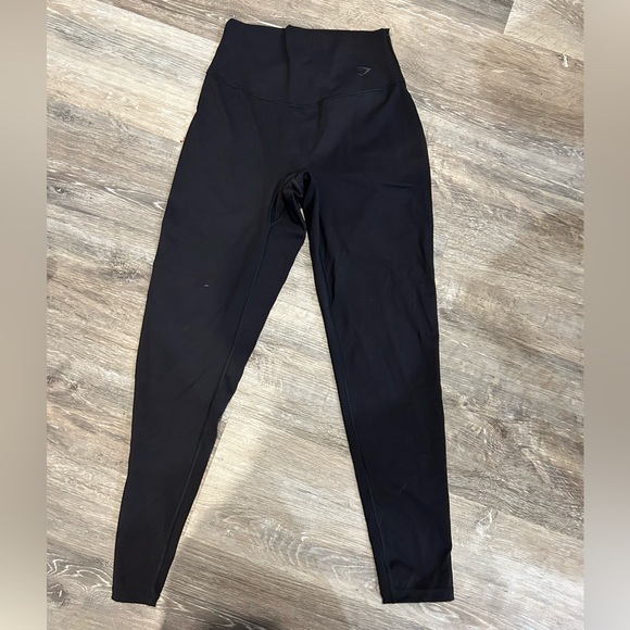 Sold on Facebook!!! Don’t buy app won’t let me delete - Picture 1 of 3